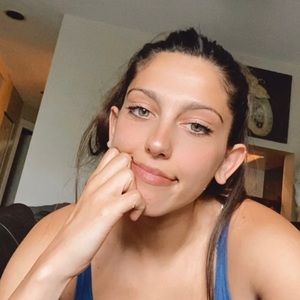 Meet your Posher, Lea